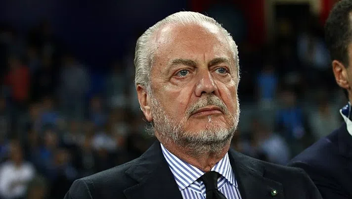 Napoli, De Laurentiis: &#8220;In Serie A ci sono club pieni di debiti, servirebbe un&#8217;indagine. Sospetti su Psg-Stella Rossa? Non ho idea&#8230;&#8221;