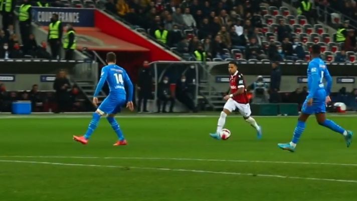 Derby della Costa Azzurra, la curva non tracima: il Nizza surclassa l’OM e vola in semifinale Derby della Costa Azzurra, la curva non tracima: il Nizza surclassa l’OM e vola in semifinale - immagine 1