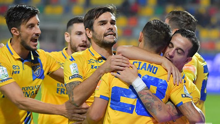 Finale playoff, un caso di positività al Covid-19 nello staff del Frosinone 