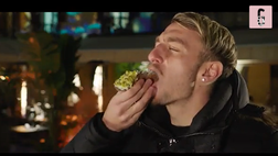 La Gumina e… il cannolo siciliano: il video di Natale del Como è tutto da ridere!