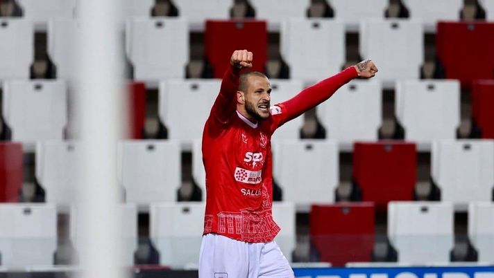 Mercato, Litteri (svincolato dalla Triestina) tratta con il Catania - immagine 1