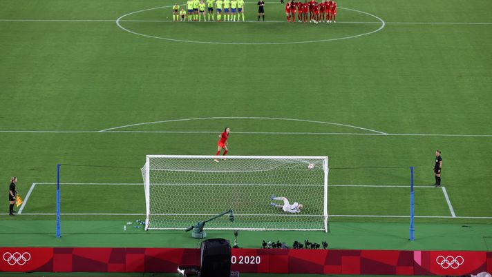 YOKOHAMA, JAPAN - AUGUST 06: Julia Grosso #7 of Team Canada scores their sides winning penalty in the penalty shoot out during the Women's Gold Medal Match between Canada and Sweden on day fourteen of the Tokyo 2020 Olympic Games at International Stadium Yokohama on August 06, 2021 in Yokohama, Kanagawa, Japan. (Photo by Atsushi Tomura/Getty Images) YOKOHAMA, JAPAN - AUGUST 06: Julia Grosso #7 of Team Canada scores their sides winning penalty in the penalty shoot out during the Women's Gold Medal Match between Canada and Sweden on day fourteen of the Tokyo 2020 Olympic Games at International Stadium Yokohama on August 06, 2021 in Yokohama, Kanagawa, Japan. (Photo by Atsushi Tomura/Getty Images)