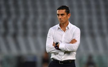  TURIN, ITALY - JUNE 23: Torino FC head coach Moreno Longo looks on during the Serie A match between Torino FC and Udinese Calcio at Stadio Olimpico di Torino on June 23, 2020 in Turin, Italy. (Photo by Valerio Pennicino/Getty Images)