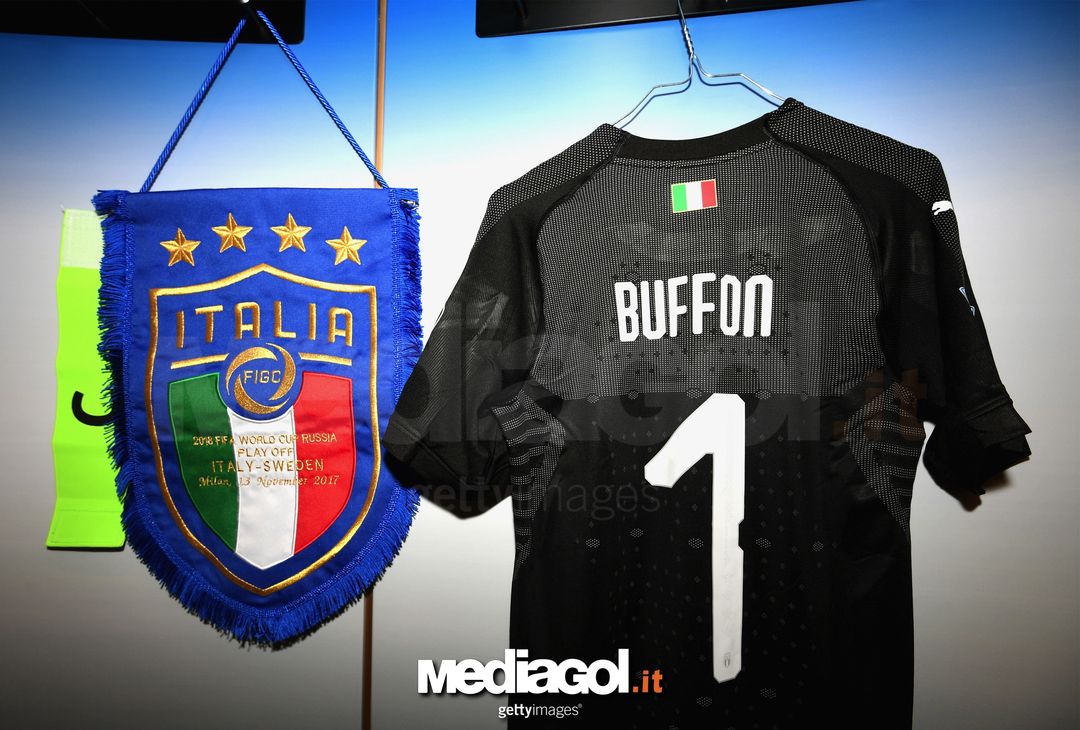  MILAN, ITALY - NOVEMBER 13:  A general view of the Italy dressing room prior to the FIFA 2018 World Cup Qualifier Play-Off: Second Leg between Italy and Sweden at San Siro Stadium on November 13, 2017 in Milan, Sweden.  (Photo by Claudio Villa/Getty Images) 