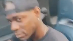 VIDEO / Sorrisi e capelli al vento: Balotelli e Francesca sfrecciano in supercar