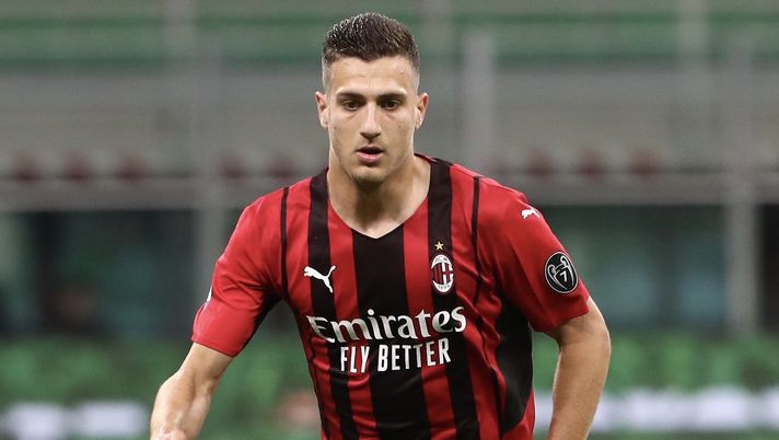 Diogo Dalot (difensore AC Milan), qui durante Milan-Cagliari 0-0 (Serie A 2020-2021) | News (Getty Images) 