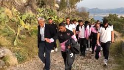 VIDEO Palermo, capitan De Rose dialoga con Dario Mirri in viaggio verso il santuario
