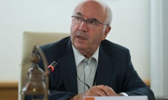 Carlo Tavecchio (fonte foto: www.sportcafe24.com) Carlo Tavecchio (fonte foto: www.sportcafe24.com)