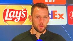 De Vrij a Inter TV: “Qui difficile per tutti, la squadra cresce: si vede che il gruppo…”