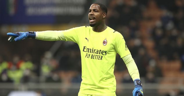 Mike Maignan (portiere AC Milan) qui durante Inter-Milan 1-2 (Serie A 2021-2022) | News (Getty Images) Mike Maignan AC Milan