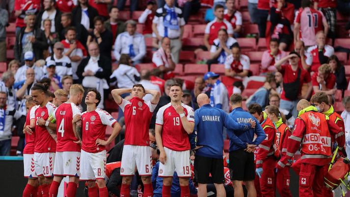 A Coverciano la notizia di Eriksen: Barella in lacrime. Donnarumma: “Scioccante” - immagine 1