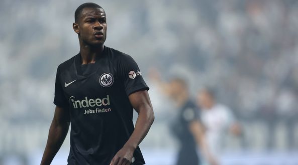 Evan N'Dicka (difensore Eintracht Francoforte) | Bundesliga News (Getty Images) Evan N'Dicka Eintracht Francoforte