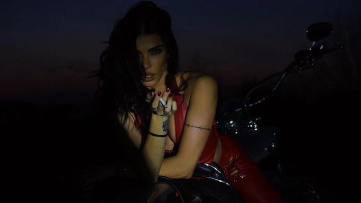 Instagram  Instagram