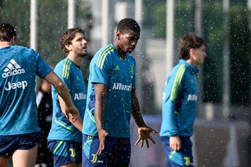 Juve, Pogba corre verso il recupero: ma col Napoli andrà solo in panchina- immagine 2
