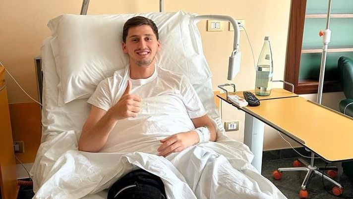 Kumbulla dopo l’operazione: “Pronto a dare tutto per tornare in campo. Forza Roma” - immagine 1