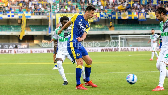 Sprint mercato Verona, possibile scambio Caprari-Kalinic Sprint mercato Verona, possibile scambio Caprari-Kalinic