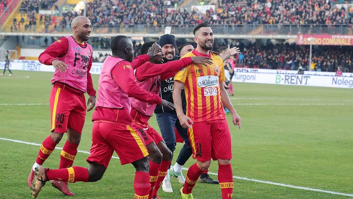 Benevento, Coda: &#8220;Il mio obiettivo è arrivare a 100 gol. Mercato? Ho giocato con Cassano, non sarebbe male riprovarci&#8230;&#8221; 