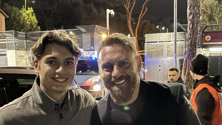 Roma-Cagliari, incontro tra Cobolli e De Rossi dopo la partita - immagine 1