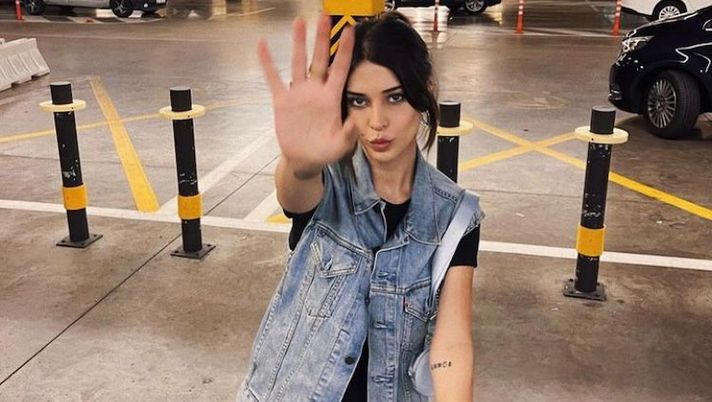 La giovane attrice turca parla della presunta relazione con Icardi: “Si possono avere…” - immagine 1