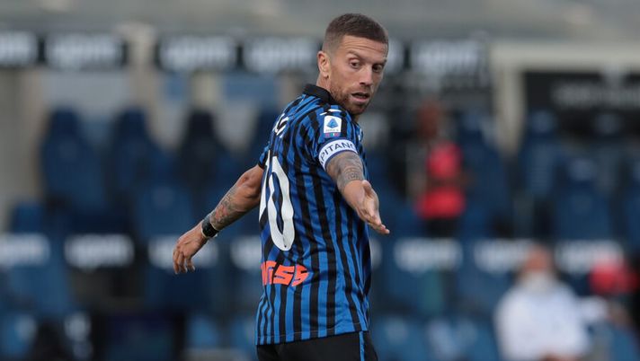Atalanta, continua la guerra tra Gomez e Gasp: la ‘strana’ risposta del Papu sui social - immagine 1
