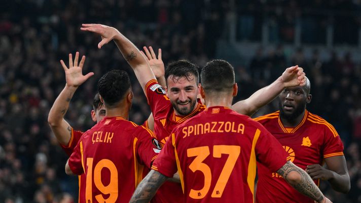 Quattro sei bella Roma…Capolavoro De Rossi, segnano tutti: che show - immagine 1