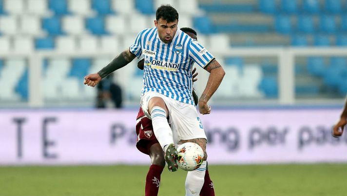FERRARA, ITALY - JULY 26: Andrea Petagna of SPAL in action during the Serie A match between SPAL and  Torino FC at Stadio Paolo Mazza on July 26, 2020 in Ferrara, Italy.  (Photo by Gabriele Maltinti/Getty Images) 