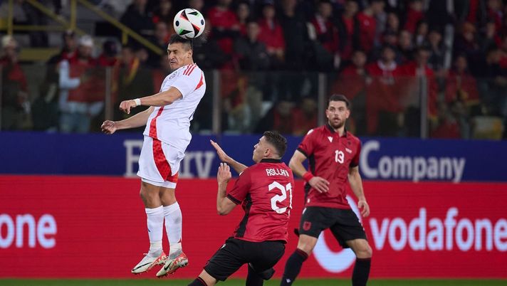 InterNazionali – Sanchez batte Asllani. Calhanoglu sconfitto, vittoria Dumfries - immagine 1