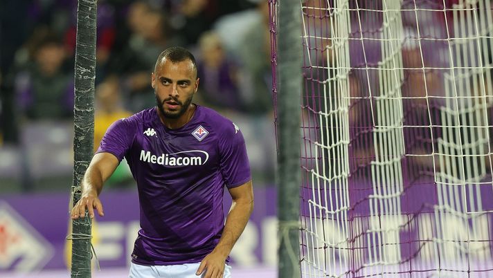 FLORENCE, ITALY - NOVEMBER 09: Arthur Mendonça Cabral of ACF Fiorentina looks on during the Serie A match between ACF Fiorentina and Salernitana at Stadio Artemio Franchi on November 9, 2022 in Florence, Italy. (Photo by Gabriele Maltinti/Getty Images) Ultima fermata per il treno Cabral: riscatto o baratro, non c’è altra soluzione - immagine 1