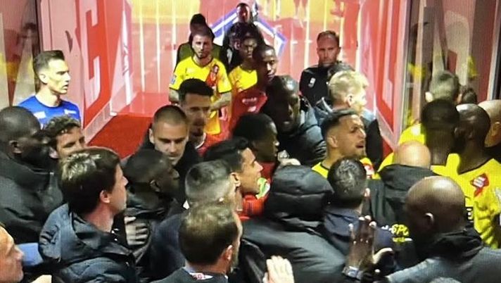 Rissa nel Derby del Nord causata da Renato Sanches