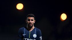 Mahrez guadagna 900.000 euro al mese, ma non paga la sua tata: “È un taccagno”