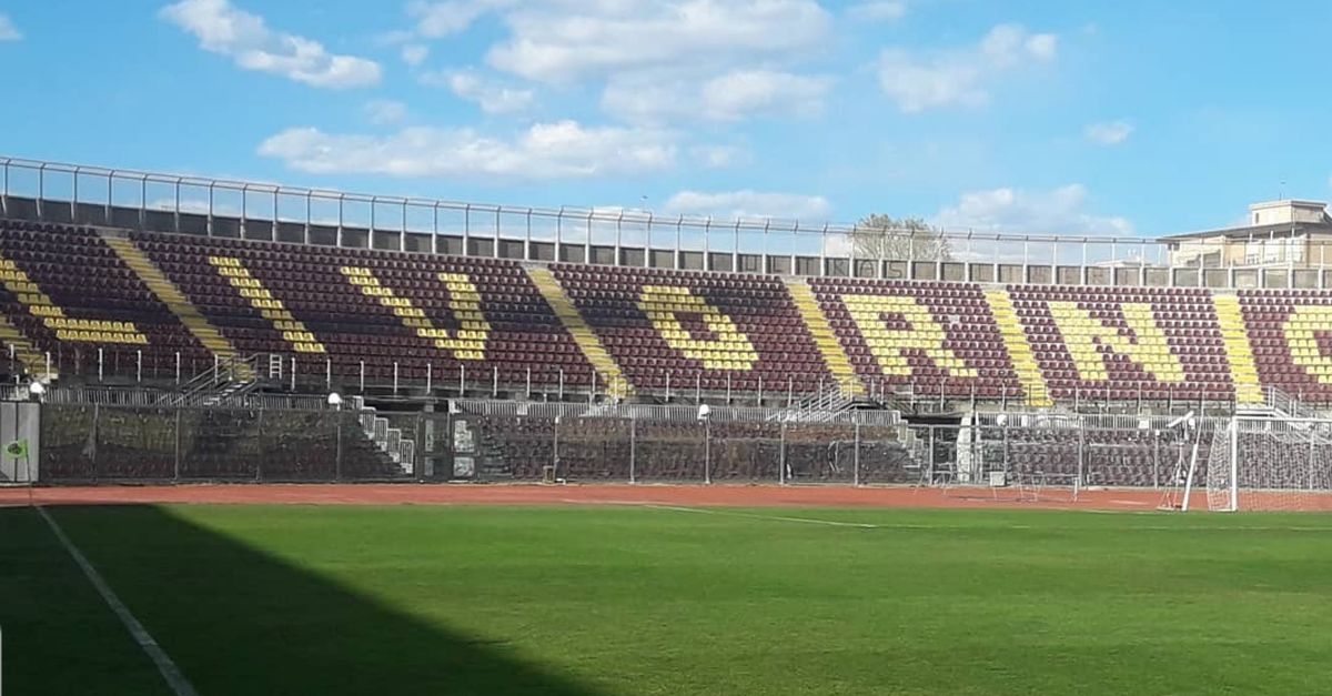 Livorno senza stadio dove si gioca il derby con la Lucchese? DerbyDerbyDerby Livorno senza stadio dove si gioca il derby con la Lucchese? DerbyDerbyDerby