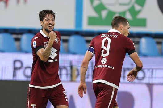  FERRARA, ITALY - JULY 26: Simone Verdi of FC Torino celebrates after scoring a goal during the Serie A match between SPAL and Torino FC at Stadio Paolo Mazza on July 26, 2020 in Ferrara, Italy. (Photo by Gabriele Maltinti/Getty Images) 