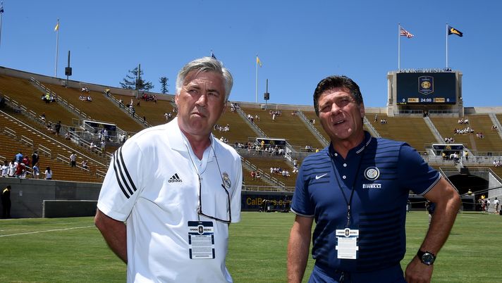 BERKELEY, CA - JULY 26:  Coach FC Inter Milan Walter Mazzarri (R) and coach Real Madrid Carlo Ancelotti attend at California Memorial Stadium on July 26, 2014 in Berkeley, California.  (Photo by Claudio Villa - Inter/Getty Images) 
