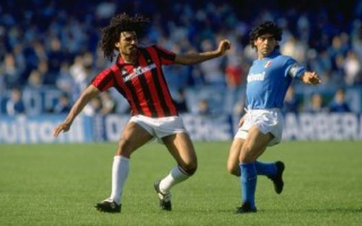 Gullit e Maradona (fonte foto: www.flickr.com) Gullit e Maradona (fonte foto: www.flickr.com)