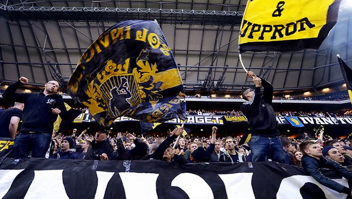 Aik-Djurgarden rissa a colpi di…estintore nel derby fuori programma di Stoccolma… BOTTE ANCHE SENZA DERBY