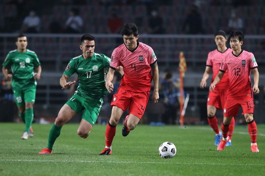 (Photo by Chung Sung-Jun/Getty Images) kim min jae napoli
