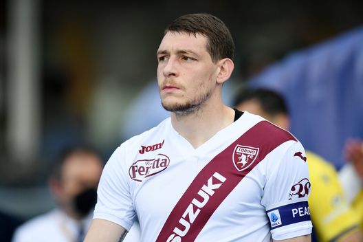 VERONA, ITALY - MAY 14: Andrea Belotti of Torino takes to the field prior to the Serie A match between Hellas and Torino FC at Stadio Marcantonio Bentegodi on May 14, 2022 in Verona, Italy. (Photo by Alessandro Sabattini/Getty Images) Toro, la Roma ha la testa alla finale di Conference. E su Belotti…- immagine 2