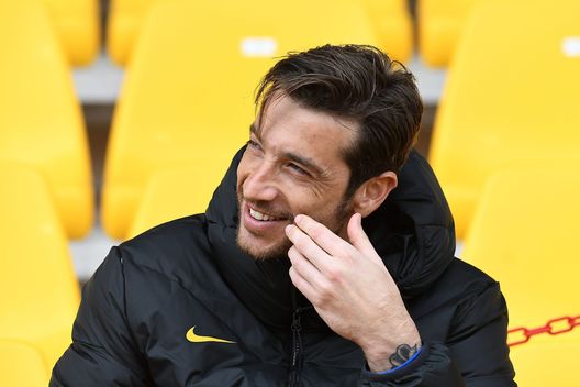 PARMA, ITALY - MARCH 14: Antonio Mirante of AS Roma looks on during the Serie A match between Parma Calcio and AS Roma at Stadio Ennio Tardini on March 14, 2021 in Parma, Italy. (Photo by Alessandro Sabattini/Getty Images) PARMA, ITALY - MARCH 14: Antonio Mirante of AS Roma looks on during the Serie A match between Parma Calcio and AS Roma at Stadio Ennio Tardini on March 14, 2021 in Parma, Italy. (Photo by Alessandro Sabattini/Getty Images)