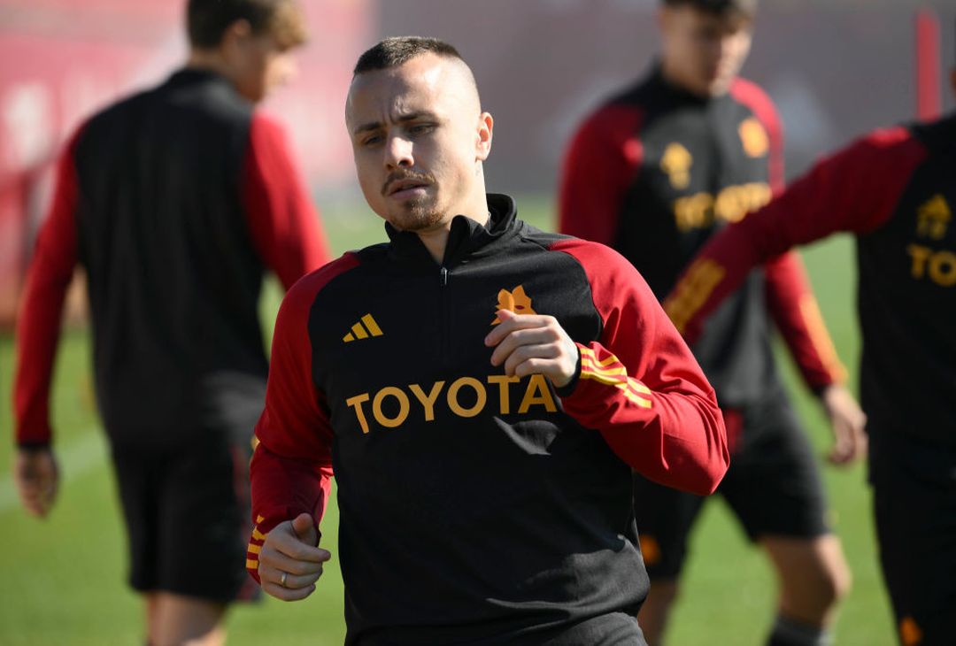 Trigoria, ripresa dopo la Salernitana: primo allenamento per Angeliño – FOTO GALLERY - immagine 12