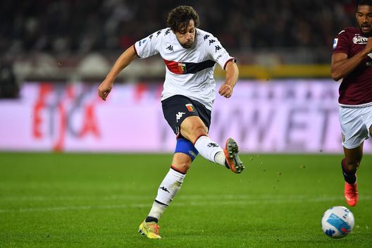 TURIN, ITALY - OCTOBER 22: Mattia Destro of Genoa CFC scores a goal during the Serie A match between Torino FC and Genoa CFC at Stadio Olimpico di Torino on October 22, 2021 in Turin, Italy. (Photo by Valerio Pennicino/Getty Images)