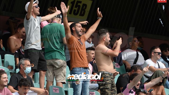 Serie C-Girone C, Palermo-Catanzaro: biglietti in vendita per i supporters rosanero 