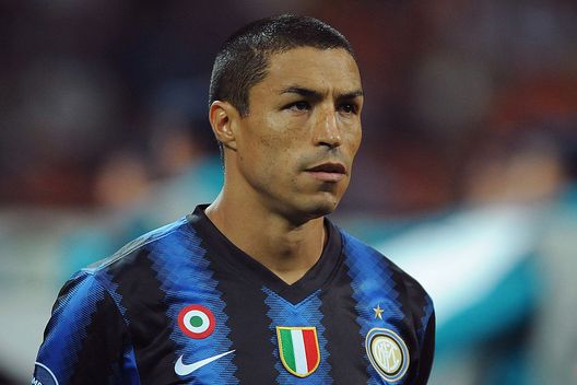 MILAN, ITALY - SEPTEMBER 29: Ivan Ramiro Cordoba of FC Internazionale Milano looks on during the UEFA Champions League group A match between FC Internazionale Milano and SV Werder Bremen at Stadio Giuseppe Meazza on September 29, 2010 in Milan, Italy. (Photo by Valerio Pennicino/Getty Images) MILAN, ITALY - SEPTEMBER 29: Ivan Ramiro Cordoba of FC Internazionale Milano looks on during the UEFA Champions League group A match between FC Internazionale Milano and SV Werder Bremen at Stadio Giuseppe Meazza on September 29, 2010 in Milan, Italy. (Photo by Valerio Pennicino/Getty Images)