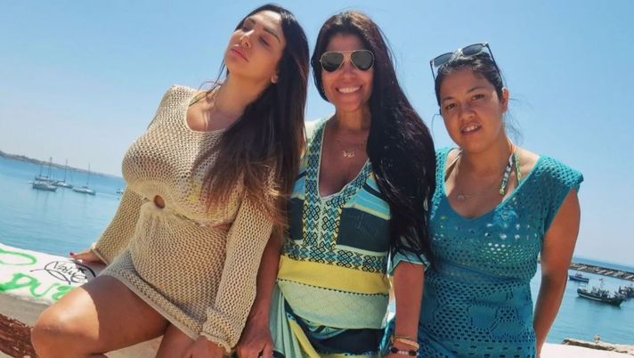 Marika Fruscio in vacanza in Portogallo: posti bellissimi con le sue amiche - immagine 1