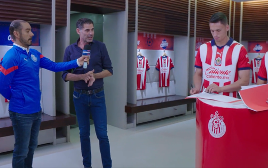 Chivas, Whalley titolare nel derby nazionale contro il Club América. Ma il suo accento spagnolo…- immagine 3