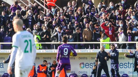 GERMOGLI PH: 19 DICEMBRE 2021 FIRENZE STADIO ARTEMIO FRANCHI SERIE A FIORENTINA VS SASSUOLO NELLA FOTO VLAHOVIC ESULTANZA GERMOGLI PH: 19 DICEMBRE 2021 FIRENZE STADIO ARTEMIO FRANCHI SERIE A FIORENTINA VS SASSUOLO NELLA FOTO VLAHOVIC ESULTANZA