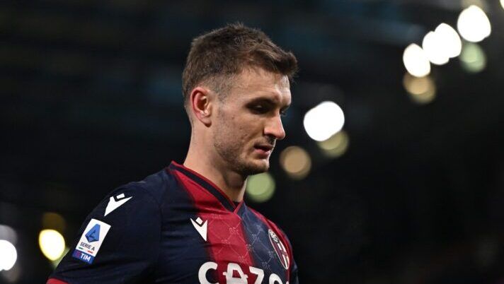 Bologna, tre difensori in infermeria: quante partite salteranno Posch e Lucumì - immagine 1