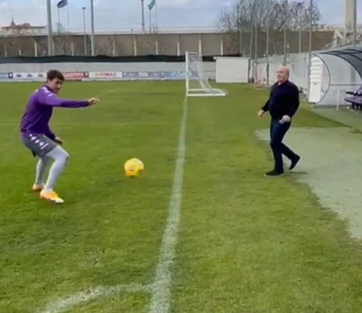 Fiorentina Commisso Vlahovic (Instagram Fiorentina) Fiorentina Commisso Vlahovic (Instagram Fiorentina)