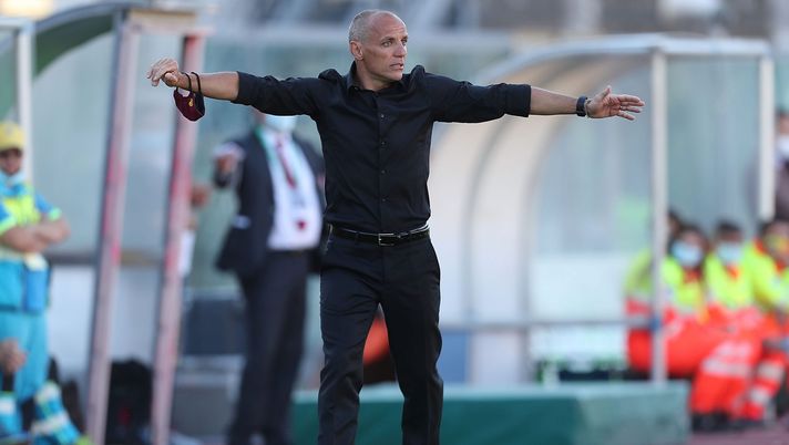 LIVORNO, ITALY - JUNE 20: Antonio Filippini manager of AS Livorno Calcio gestures during the serie B match between AS Livorno and AS Cittadella on June 20, 2020 in Livorno, Italy. (Photo by Gabriele Maltinti/Getty Images for Lega Serie B) LIVORNO, ITALY - JUNE 20: Antonio Filippini manager of AS Livorno Calcio gestures during the serie B match between AS Livorno and AS Cittadella on June 20, 2020 in Livorno, Italy. (Photo by Gabriele Maltinti/Getty Images for Lega Serie B)