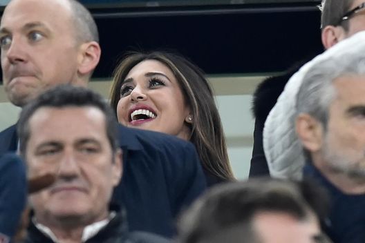 Belen Rodriguez si sente ancora con Borriello: “Gli sono affezionata, le mie storie sono…” - immagine 1