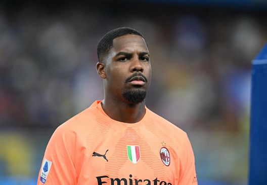 Mike Maignan (portiere AC Milan), qui durante Sampdoria-Milan 1-2 (Serie A 2022-2023) | News (Getty Images) Mike Maignan AC Milan Sampdoria-Milan 1-2 Serie A 2022-2023